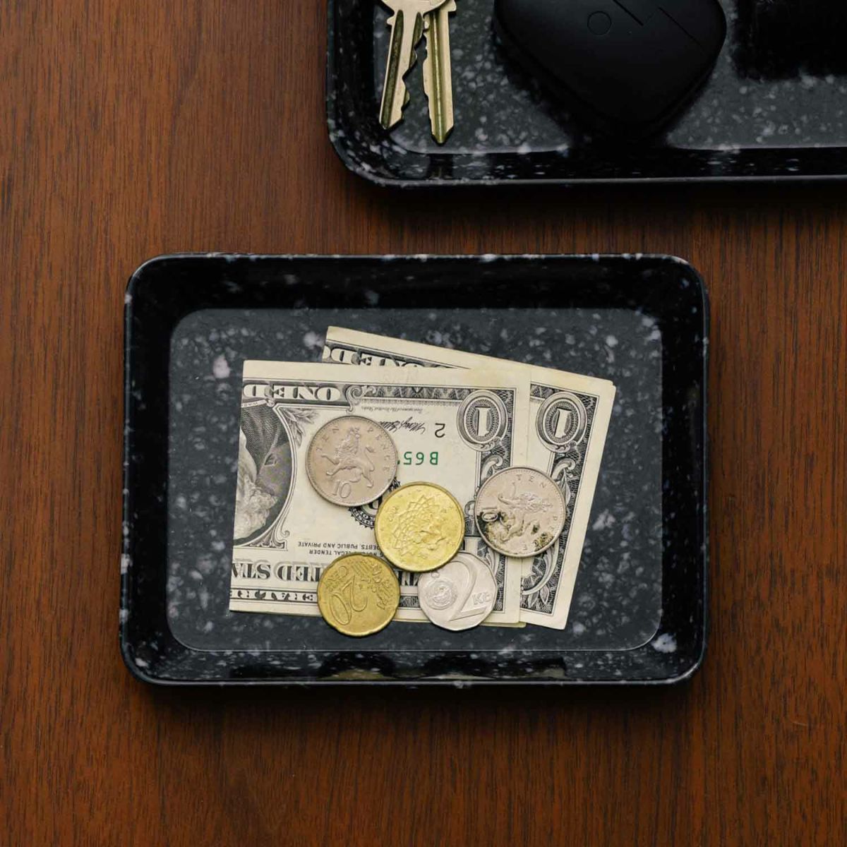 Hightide - MARBLED MELAMINE TRAY - Size S - Black