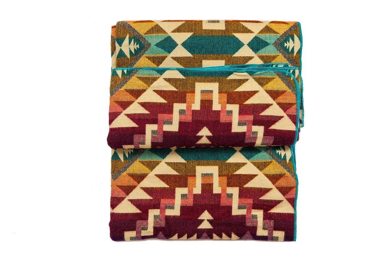 EcuaFina - Ecuadorianische Alpakadecke - Chimborazo Pink - 190 x 225 cm