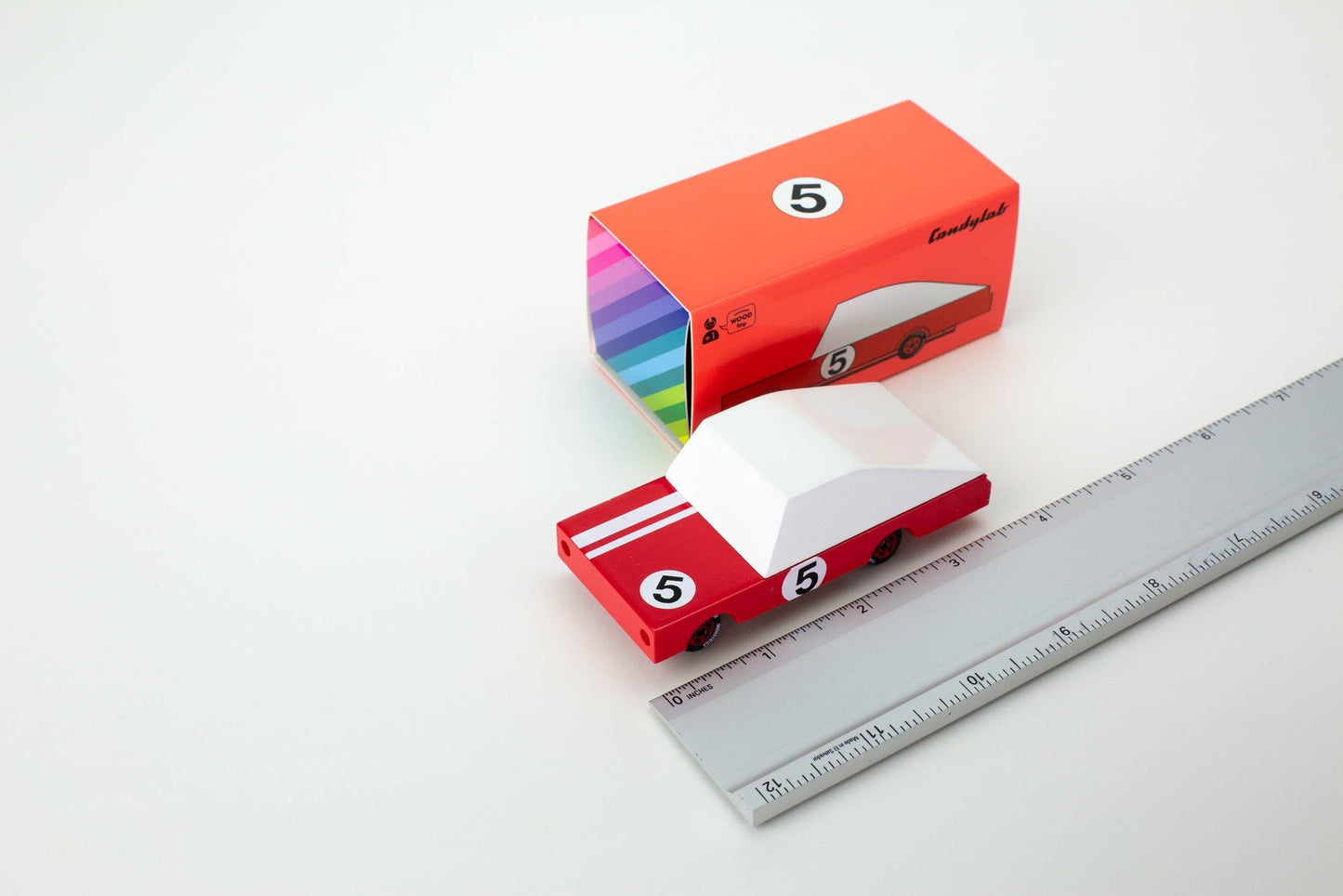 Candylab Roter Rennfahrer 5 Red Racer Retro Holz-Rennauto im Vintage Design
