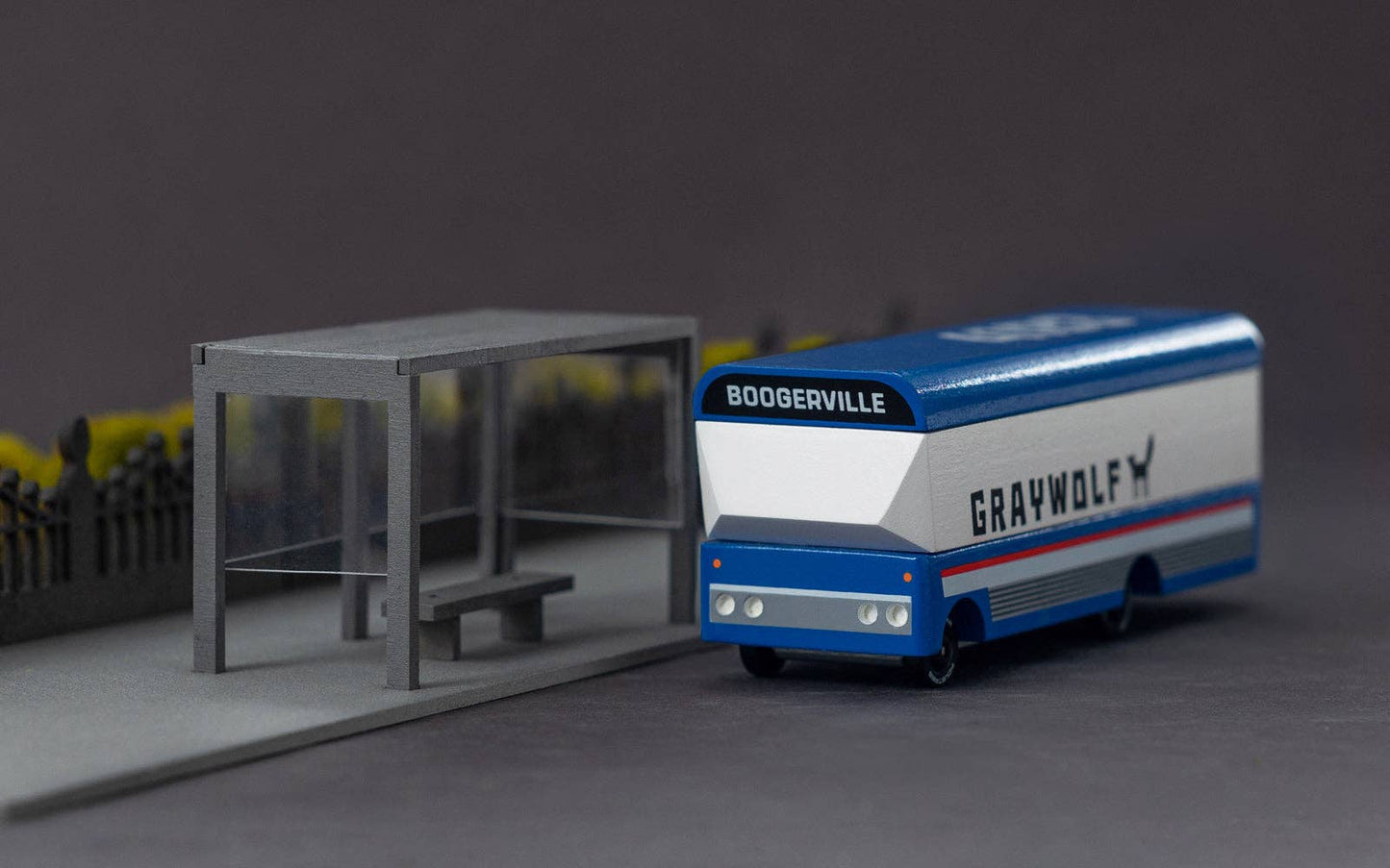 Candylab Graywolf Bus - minimalistisches Holzspielzeug Auto im Vintage Design