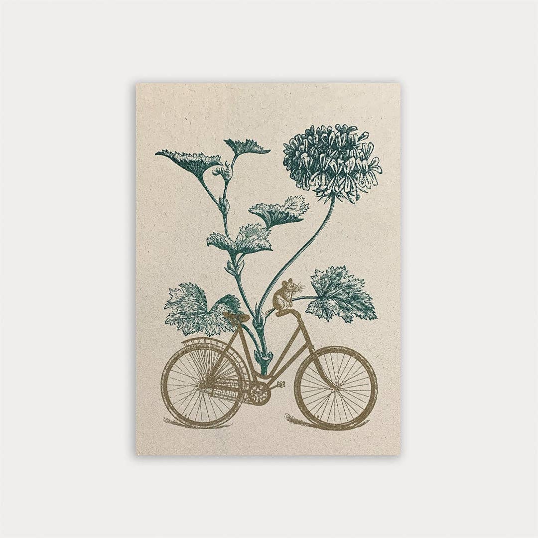 Postkarte Togethery „Fahrrad mit Maus und Pflanze", Format A6, Risographie