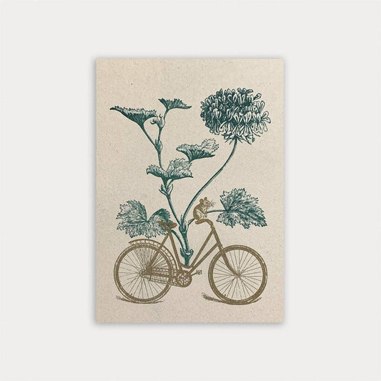 Postkarte Togethery „Fahrrad mit Maus und Pflanze", Format A6, Risographie