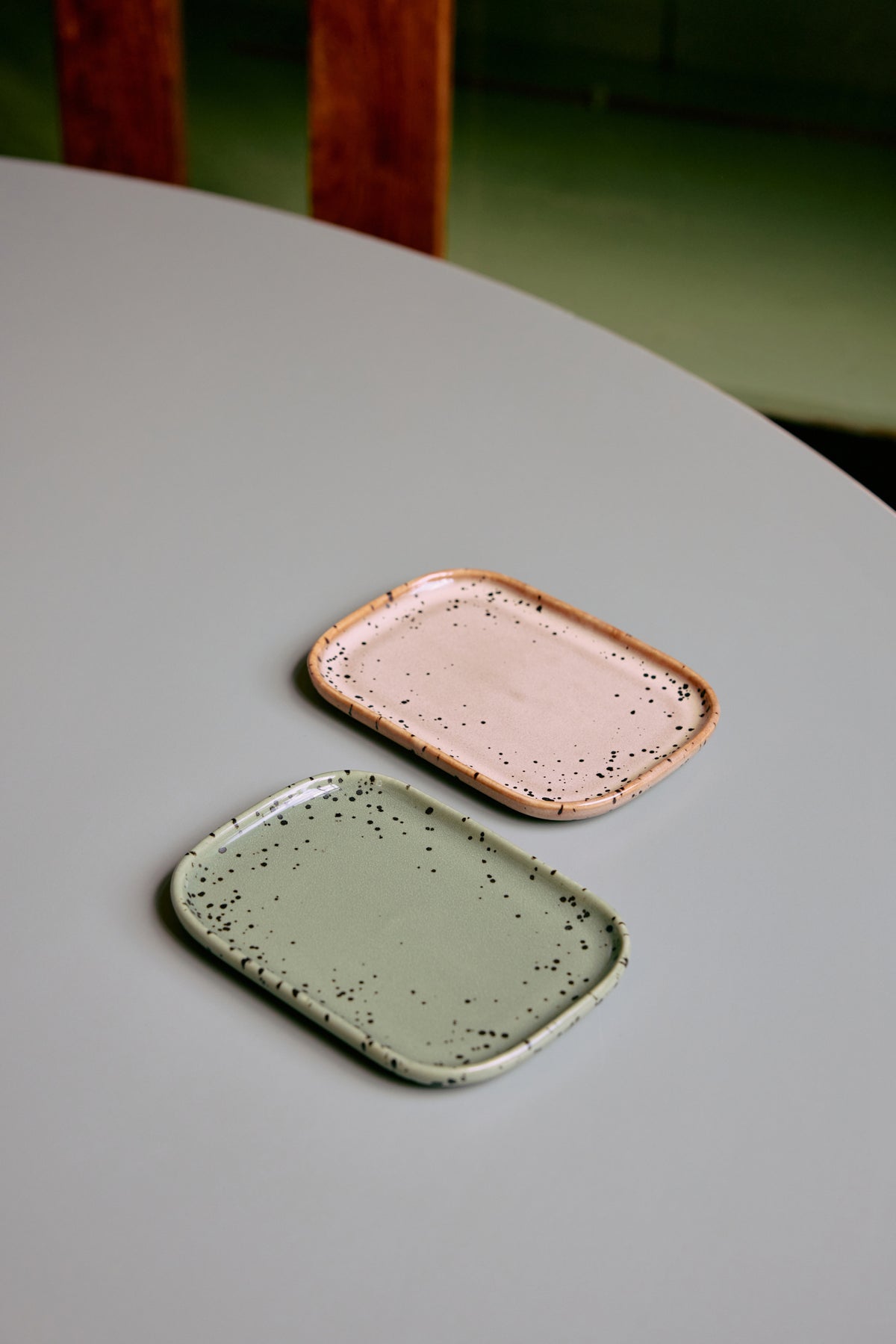 HKliving 70s Ceramics Small Trays Crayon 2er Set kleine rechteckige Keramik Schalen im Retro Look