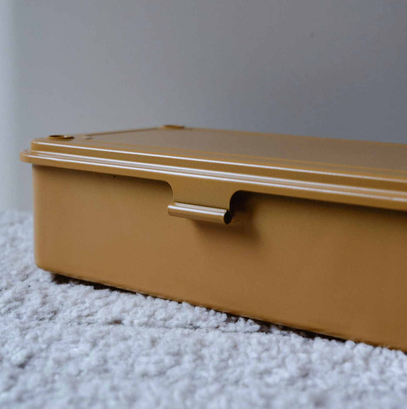 TOYO STEEL - TRUNK SHAPE TOOL BOX T-190 - Mustard