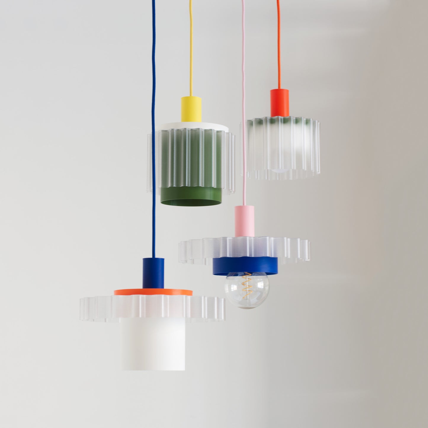 Warren & Laetitia - GIGI LAMP N°4 - Oranges Kabel - Grün/Weiß