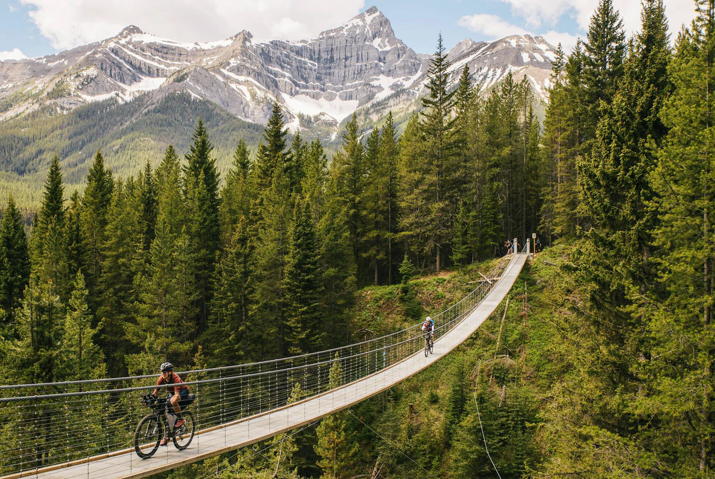 Buch 'TOUR DE RAD' - Unterwegs auf den legendären Bikepacking-Routen der Welt