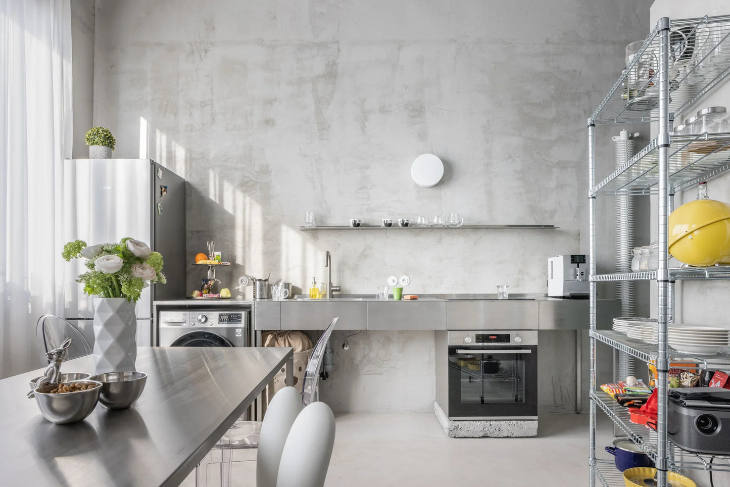 Buch 'KITCHEN INTERIORS' - Neues Design für Küchen und Esszimmer