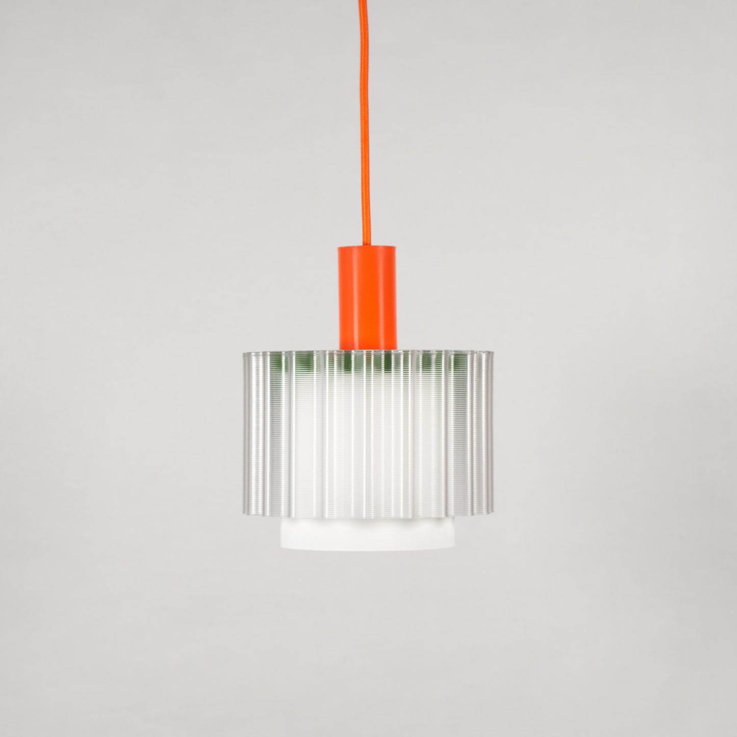 Warren & Laetitia - GIGI LAMP N°4 - Oranges Kabel - Grün/Weiß